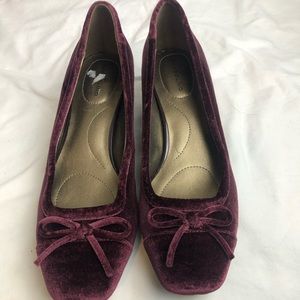 Bandolino Martin heel Sz 6.5 NWOB